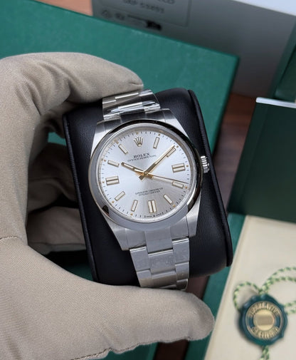 ROLEX OYSTER PERPETUAL SILVER DIAL 41MM