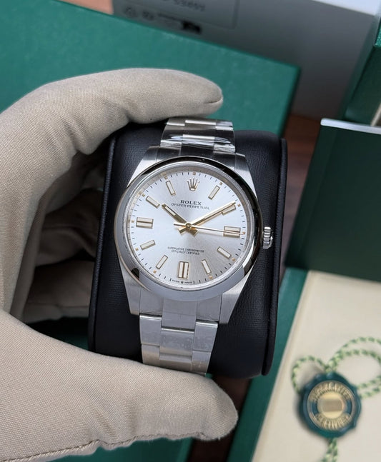ROLEX OYSTER PERPETUAL SILVER DIAL 41MM