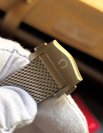 OMEGA JAMES BOND SEAMASTER DIVER 300M